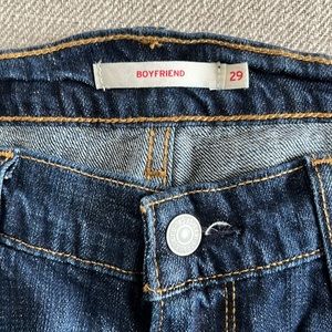Levi’s Boyfriend Jeans Size 29